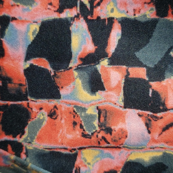 Lishly Curve Colorful Abstract Sleeveless V Neck Stretchy Flowy Blouse Top 2XL - Picture 6 of 15